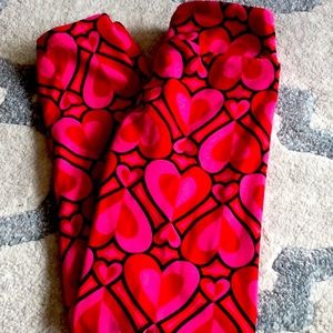 S/M LuLaRoe Kid leggings- Valentines